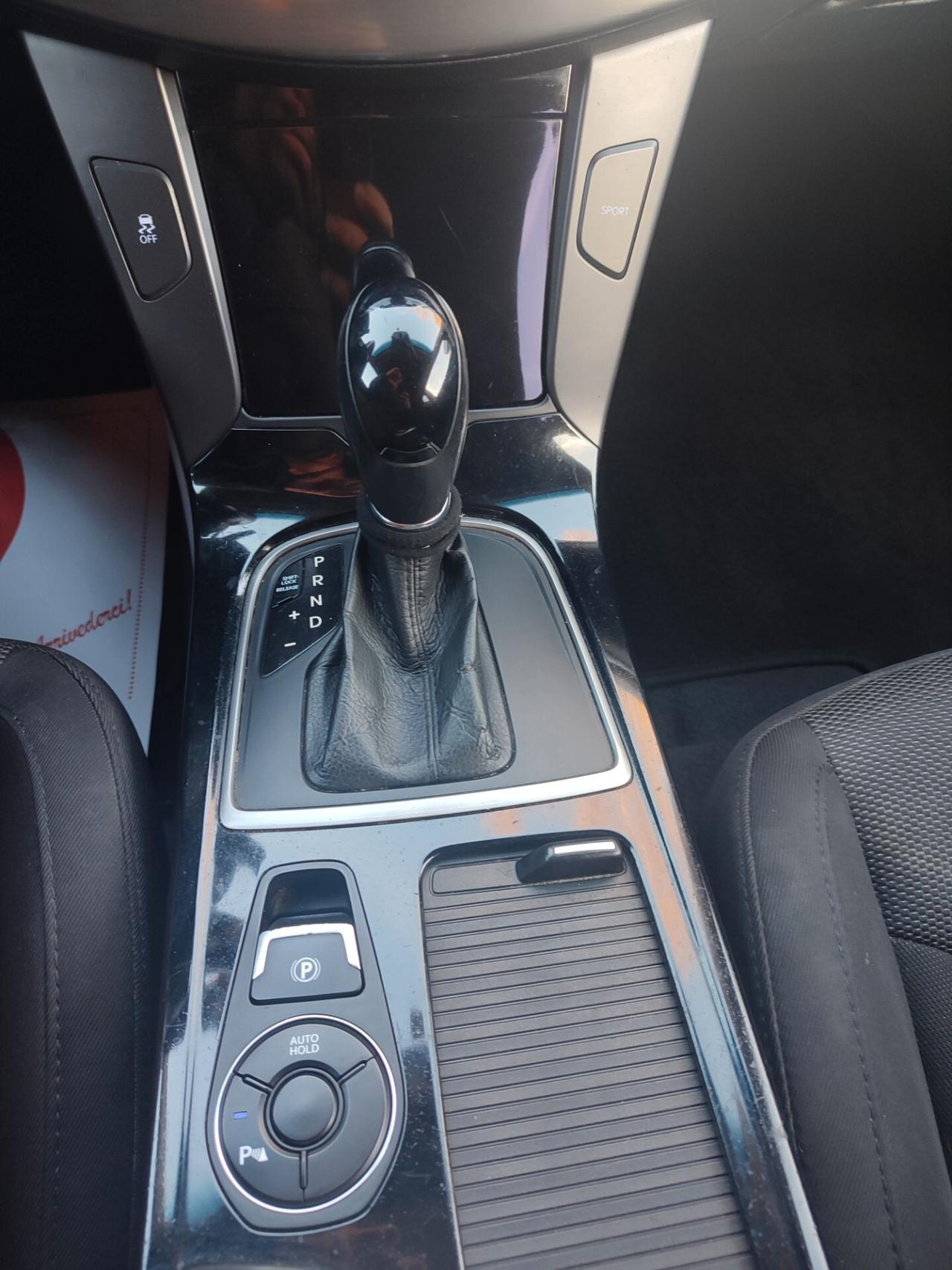 HYUNDAI i40 DEL 2013 1.7DIESEL AUTOMATICA FULL OPTIONAL