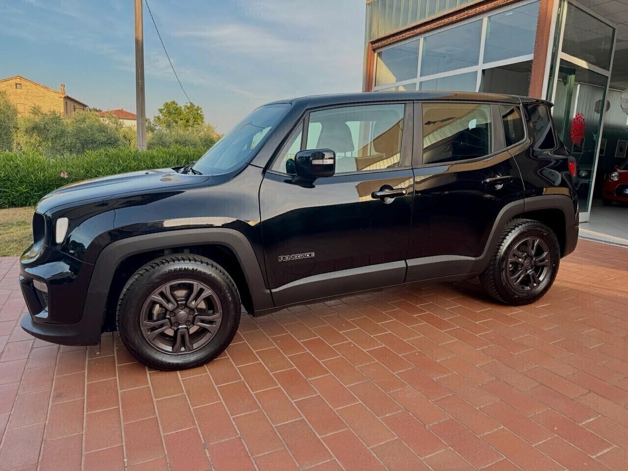 Jeep Renegade 1.6 Mjt TOTAL BLACK soli 72000 KM da 180mese