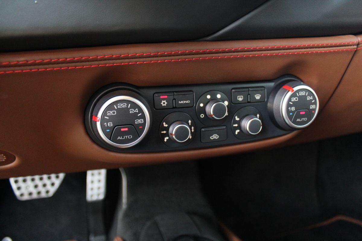 FERRARI - 488 GT - B