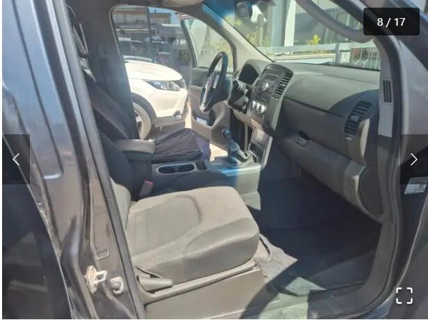 Nissan Navara 2.5 dCi 190CV 4 porte Double Cab XE