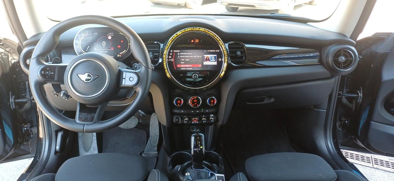 Mini 2.0 Cooper S Resolute