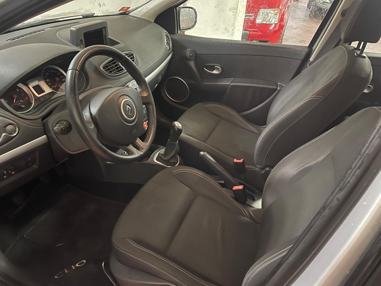 Renault Clio 1.2 16V 5 porte Dynamique