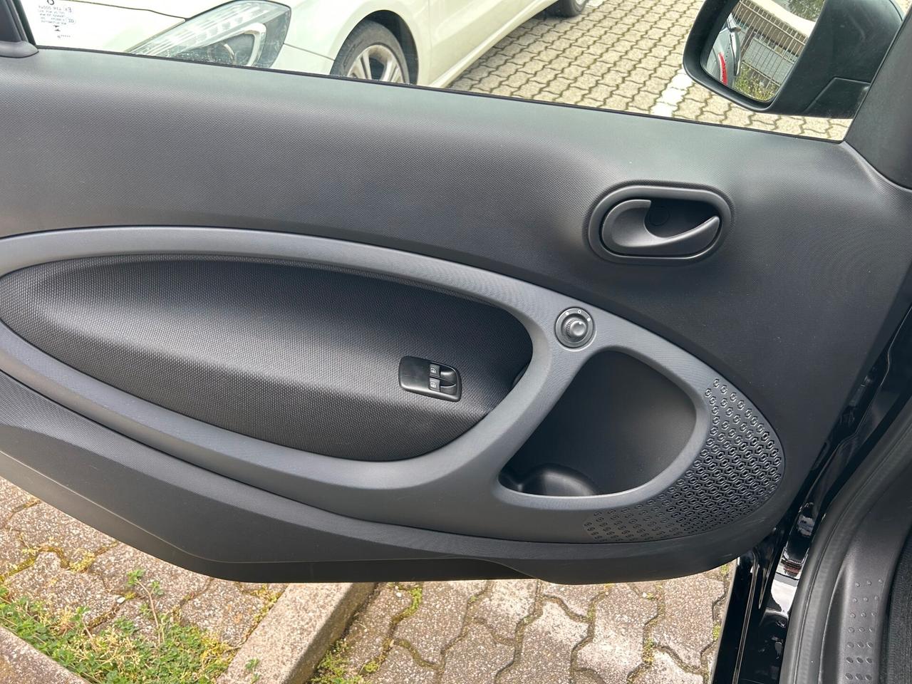 smart forTwo Fortwo eq Pulse 22kW