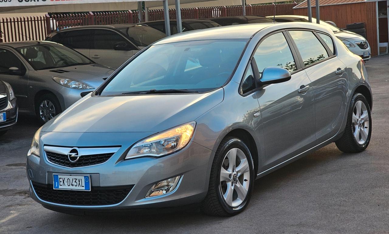 Opel Astra 1.7 CDTI 110CV 5 porte Elective