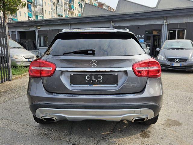 MERCEDES-BENZ GLA 180 122 CV