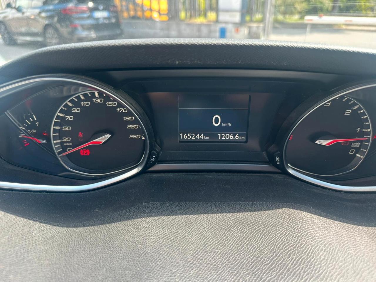 Peugeot 308 BlueHDi 120 S&S Allure