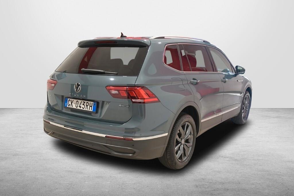 VOLKSWAGEN TIGUAN ALLSPACE 2.0 TDI 150CV DSG 4MOTION SCR LIFE ( FARI LED - DIGITAL COCKPIT - HEAD-UP DISPLAY - AMBIENT LIGHTS - CLIMA TRIZONA - ADAPTIVE CRUISE - PELLE - NAVI - APP CONNECT - PARK PILOT - TELECAMERA POST. - CERCHI 18 )