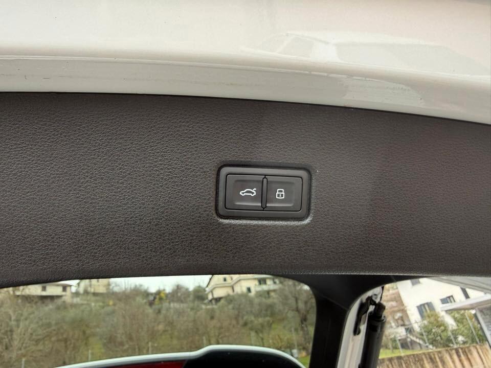 Audi Q5 Sportback 2.0 Tdi 204cv Hybrid Quattro Sline 2022