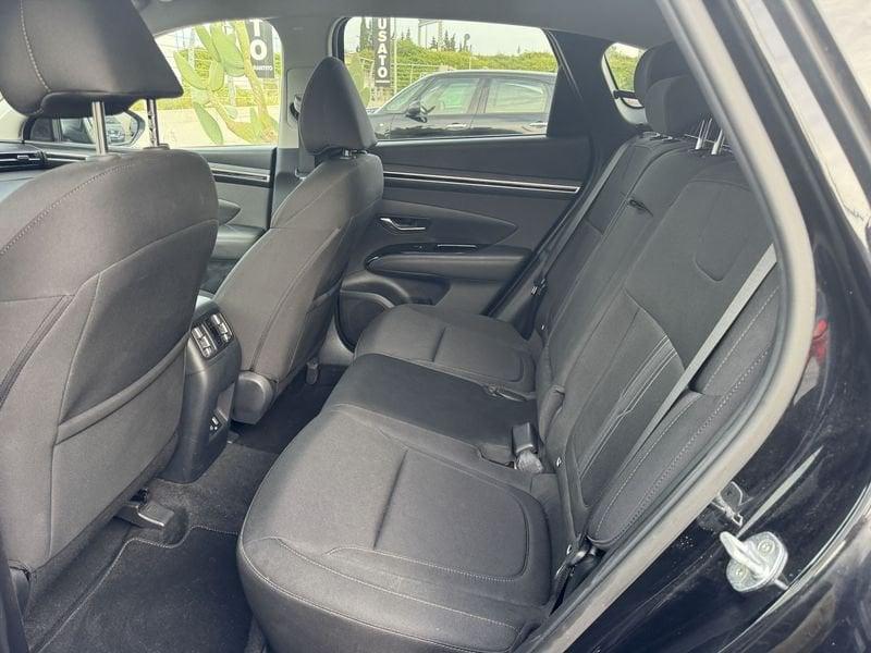 Hyundai Tucson 1.6 CRDi 2wd 115cv Xline - Autocarro N1