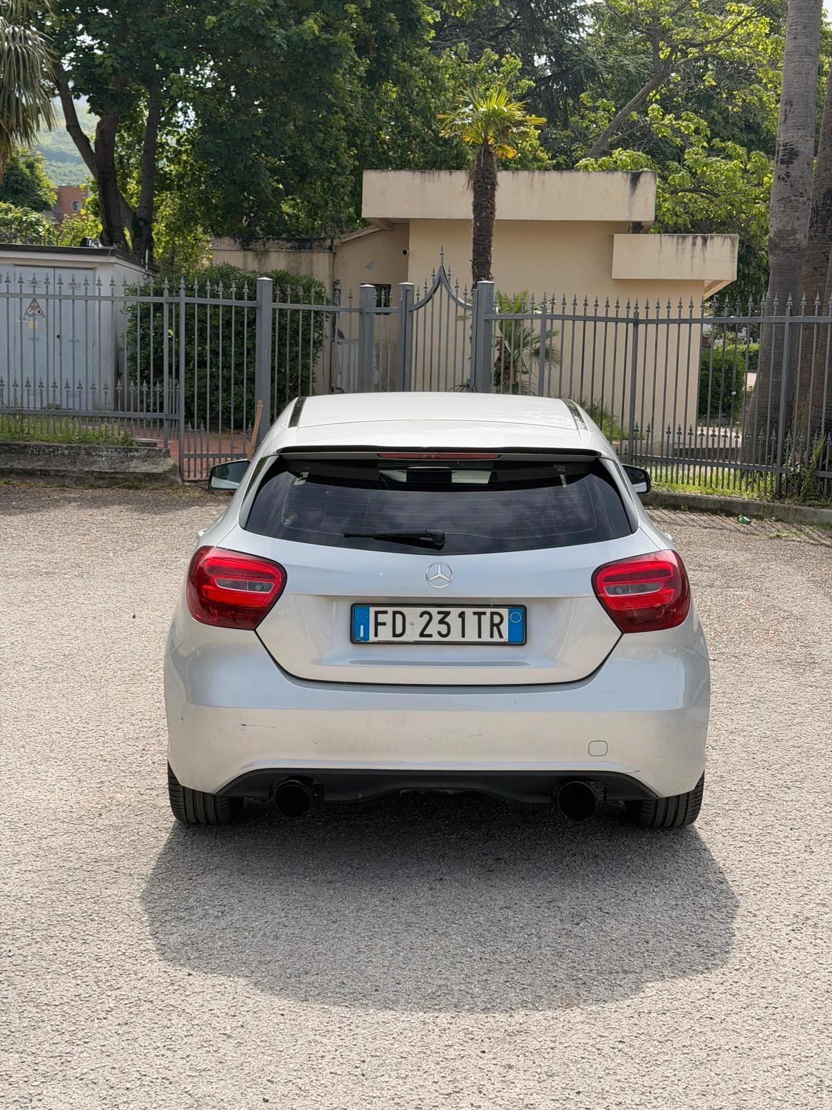 Mercedes-benz A 180D Business 2016