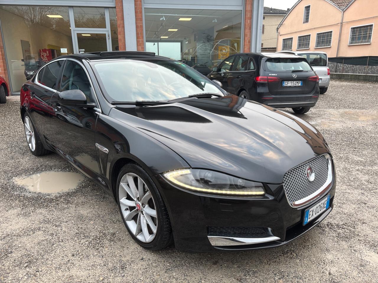 Jaguar XF 2.2 D 200 CV -Full