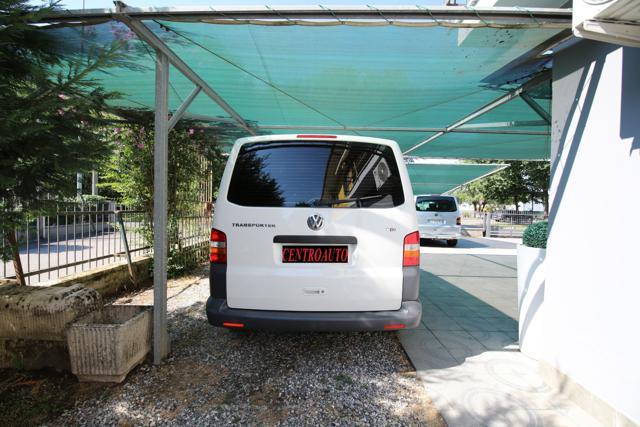 VOLKSWAGEN Caravelle T5 2.5 tdi 131cv 9Posti Klima Letto Portabici