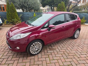 Ford Fiesta 1.2 16V 5p. Clever