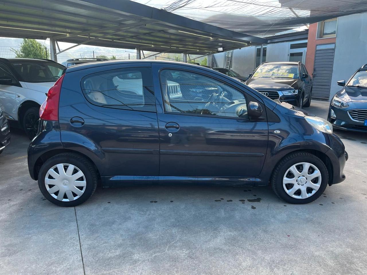 Peugeot 107 1.0 68CV 5p. Plaisir 2Tronic