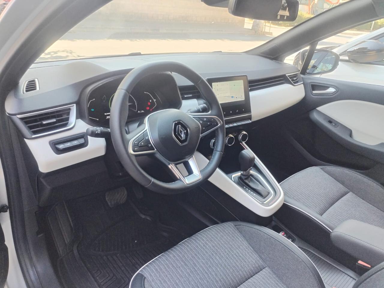 Renault Clio Full Hybrid E-Tech 145 CV 5 porte Techno