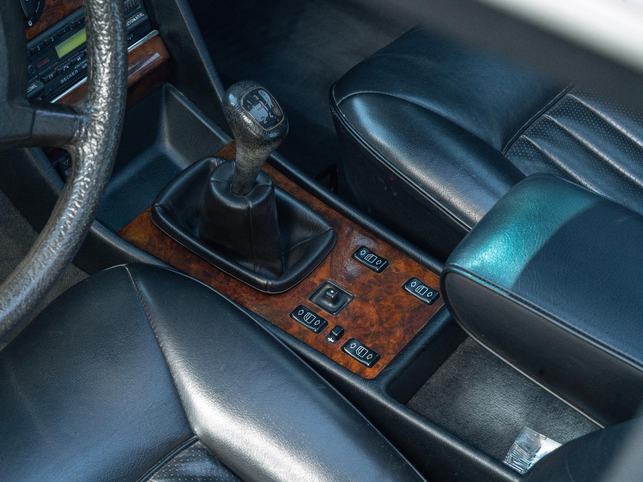 Mercedes-benz S 300 SE