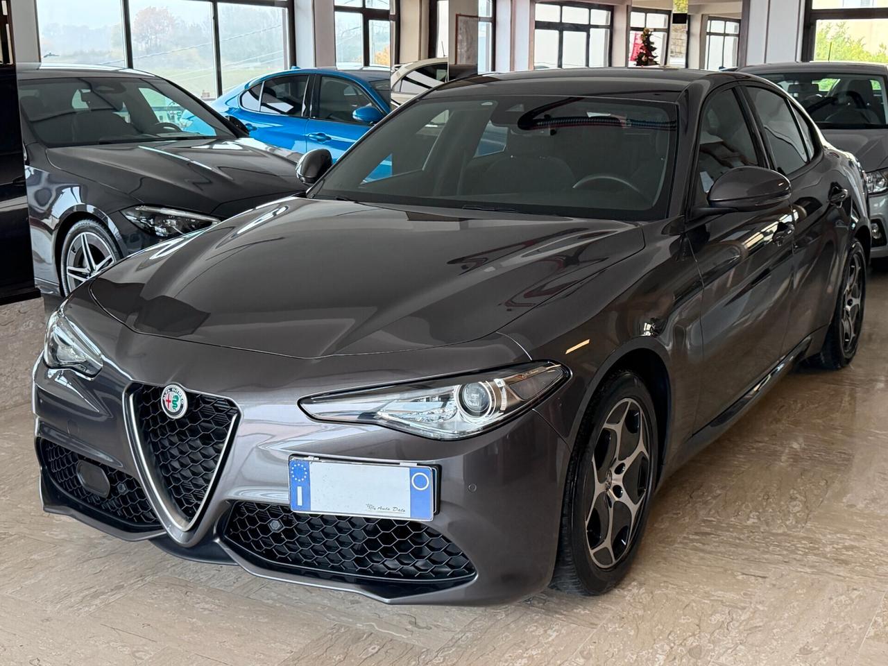 Alfa Romeo Giulia 2.2 TURBODIESEL 160 cv. AT8 SUPER BUSINESS