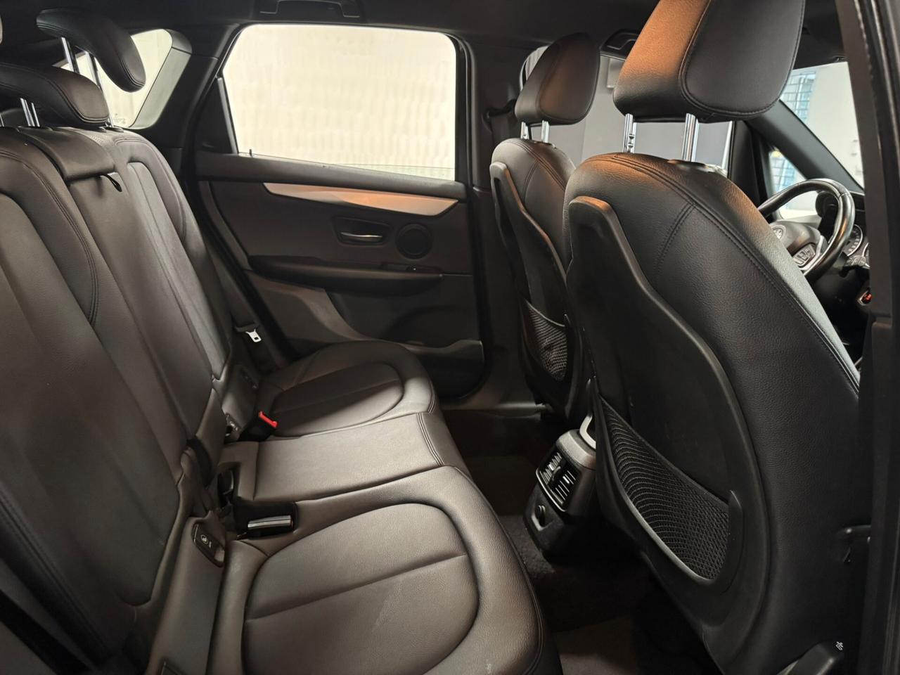 Bmw 2er Active Tourer 218d Luxury