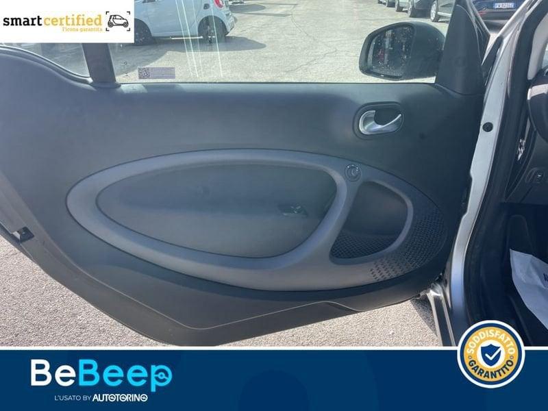 smart fortwo EQ MATTRUNNER 22KW