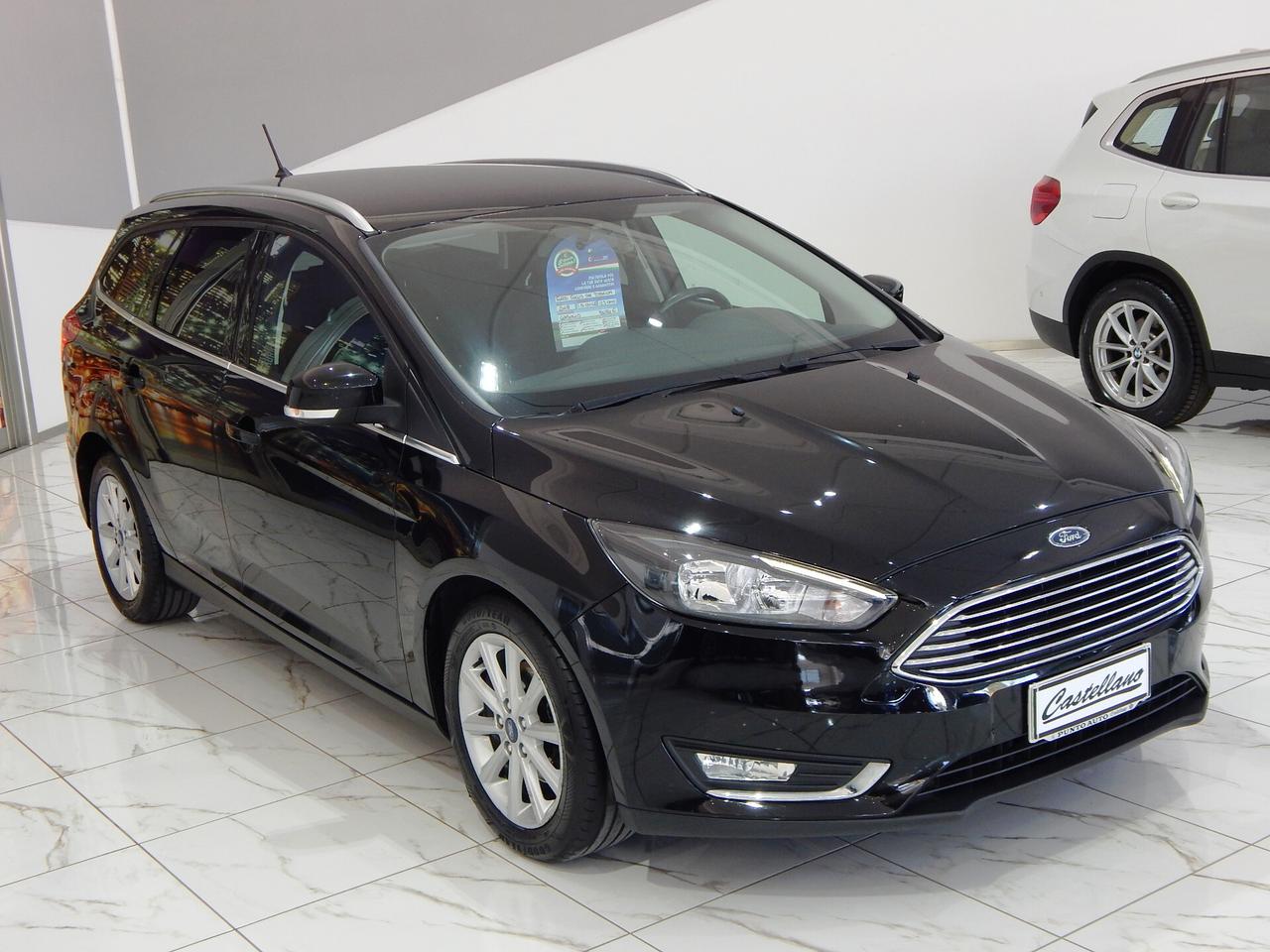 Ford Focus SW 1.5 TDCI Titanium S&S NAVI-PARK-KAMERA-LED