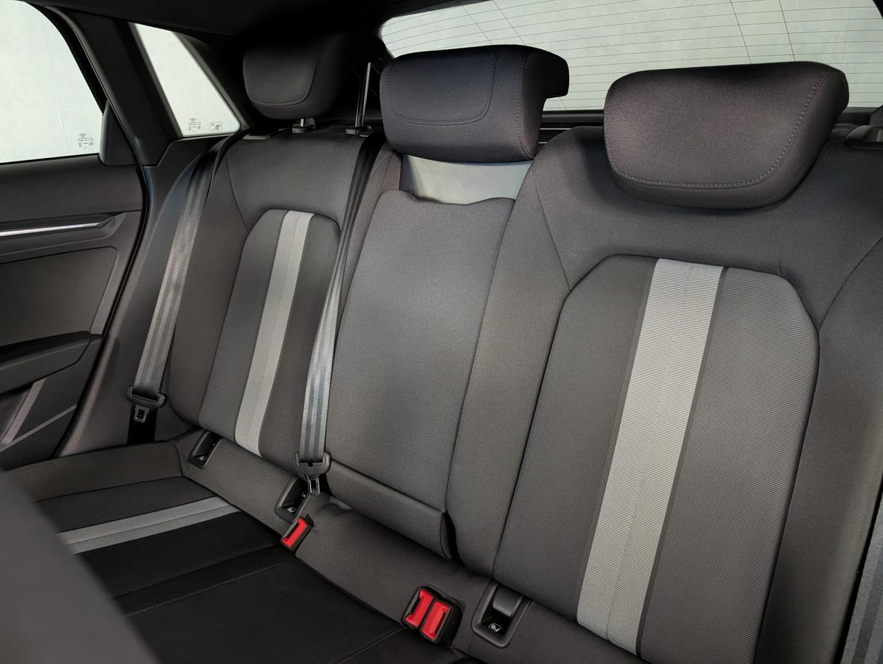 Audi a3 iv 30 TDI S-tronic Business Advanced