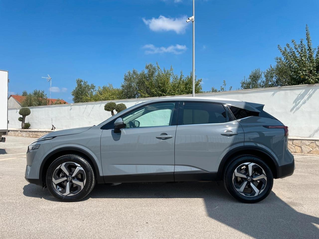 NISSAN QASHQAI MHEV 140 CV Premiere Edition