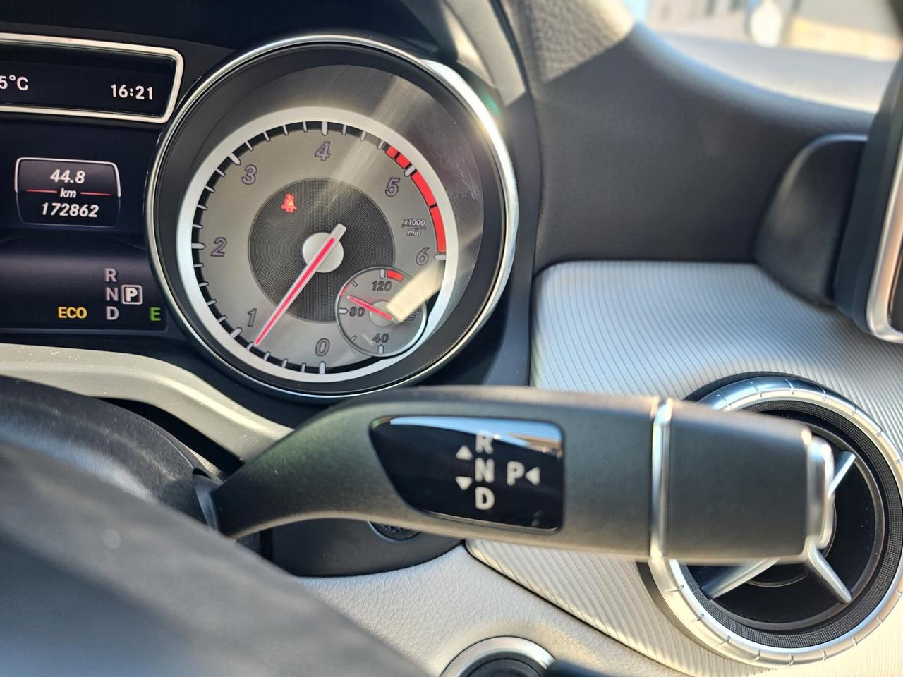 Mercedes-benz CLA 220 CDI Automatic Sport