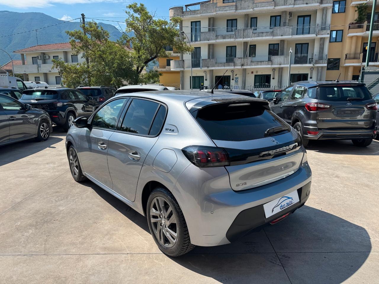 Peugeot 208 Peugeut BlueHDi 100 Stop&Start 5 porte Allure
