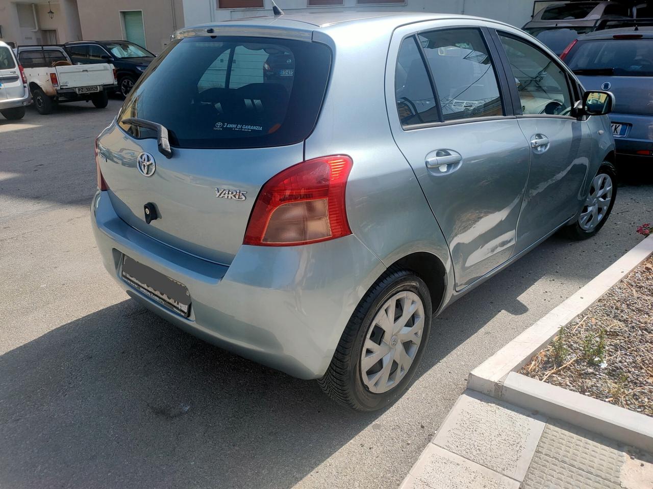 Toyota Yaris 1.3 3 porte M-MT Navi GPL