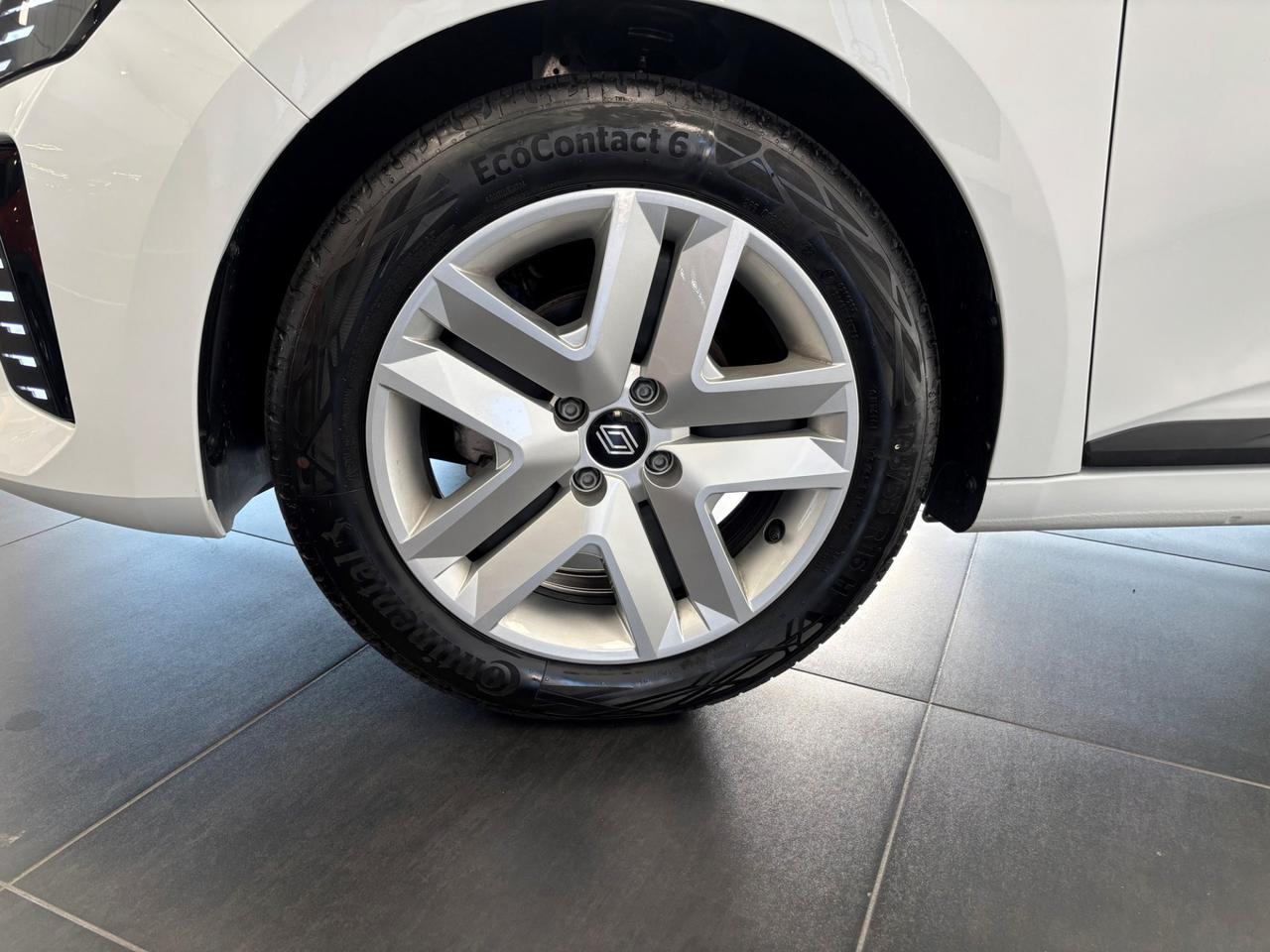 RENAULT CLIO evolution MY24 E-Tech full hybrid 145