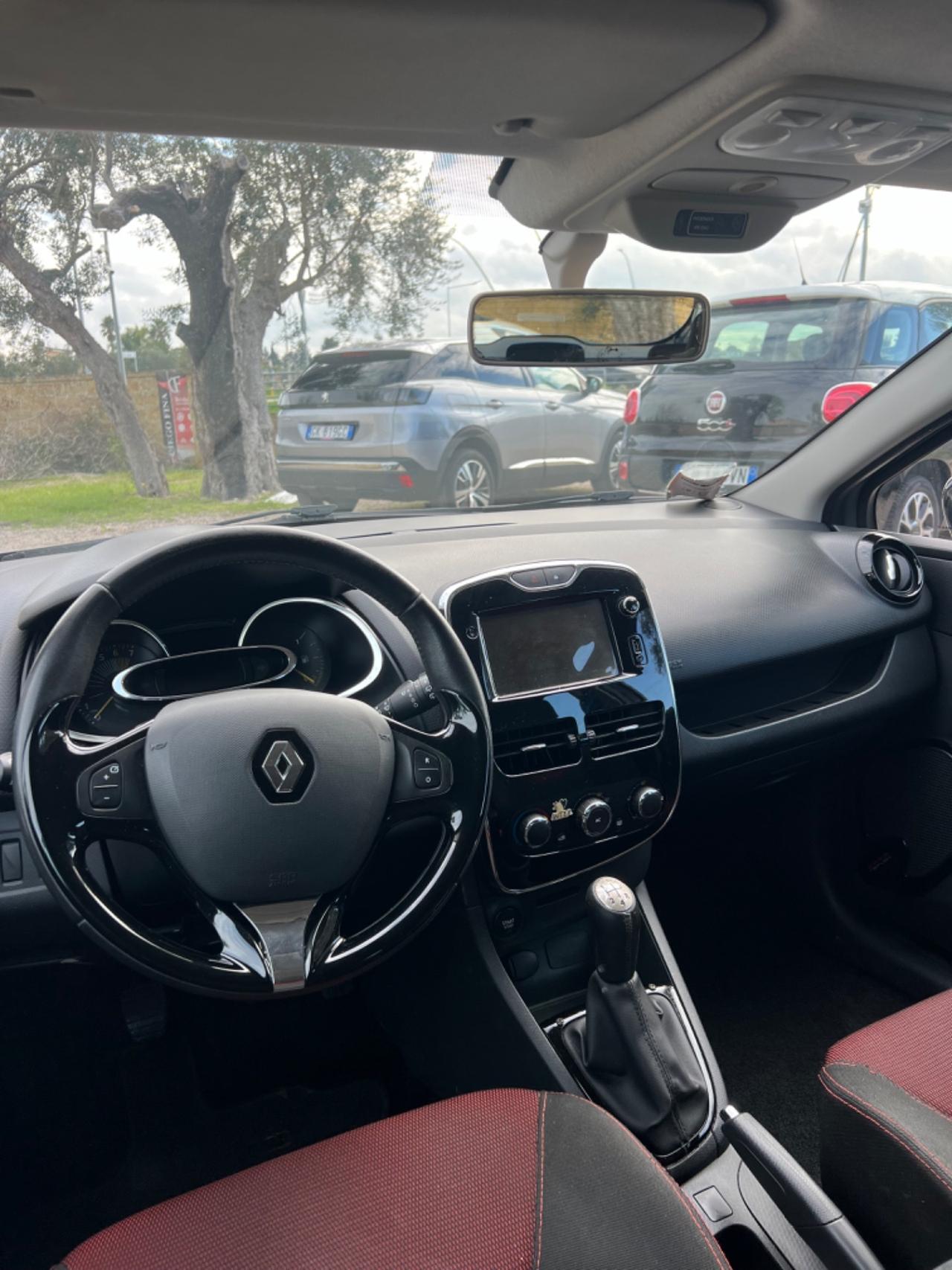 Renault Clio 1.2 75CV GPL 5 porte Live xfetta in tutto!!