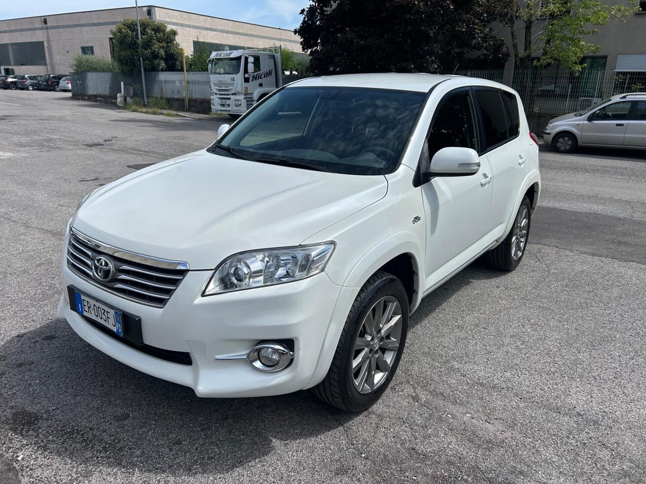 Toyota RAV 4 Style 2.2D 150cv full