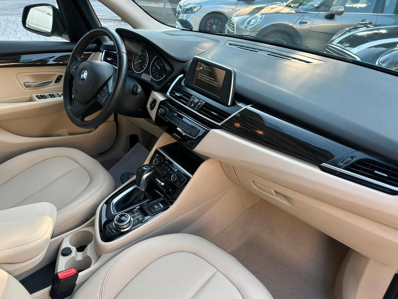 Bmw 16d Active Tourer Auto NAVI PELLE PDC