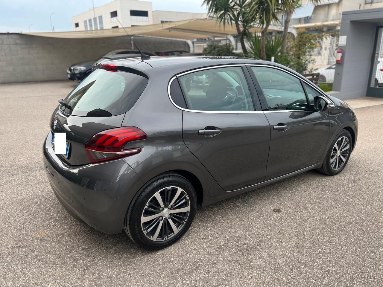 Peugeot 208 5pt 1.6 bluehdi 75cv Allure OK NEOPAT. NAVI/CAMERA