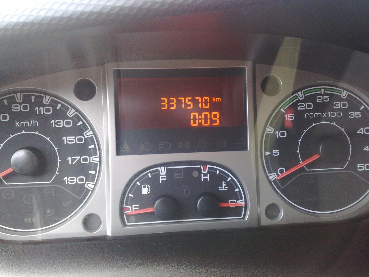 Iveco Daily 35c15 3000cc CENTINATO+SPONDA - 2011