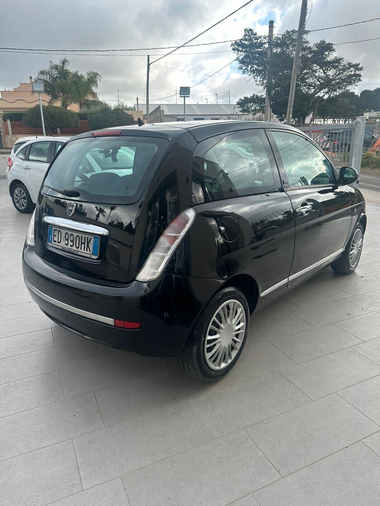 Lancia Ypsilon 1.2 Diva