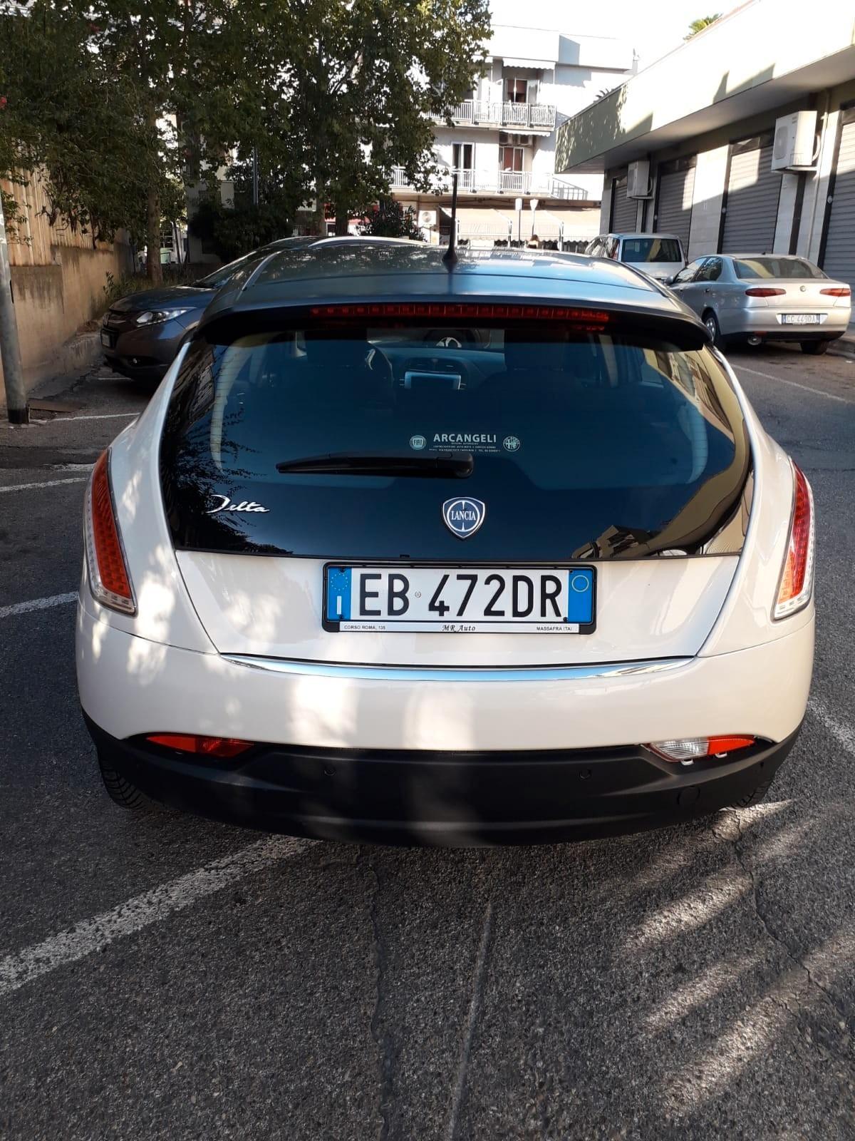 Lancia Delta 1.6 MJT DPF Argento