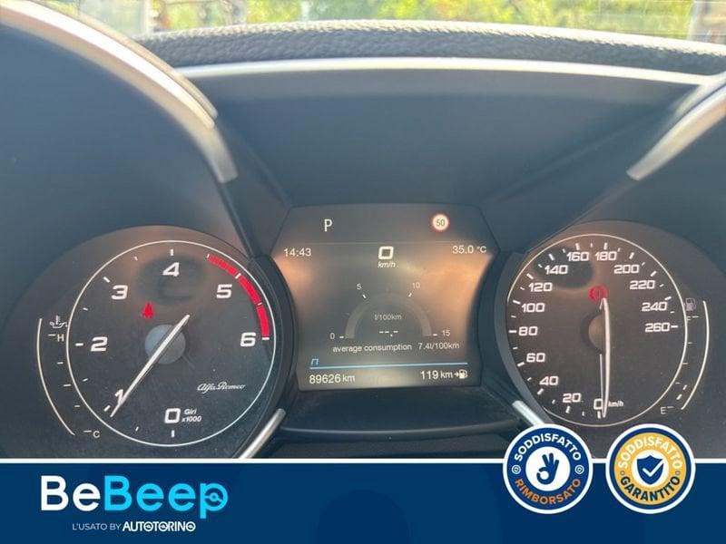 Alfa Romeo Giulia 2.2 T VELOCE Q4 210 CV AUTO