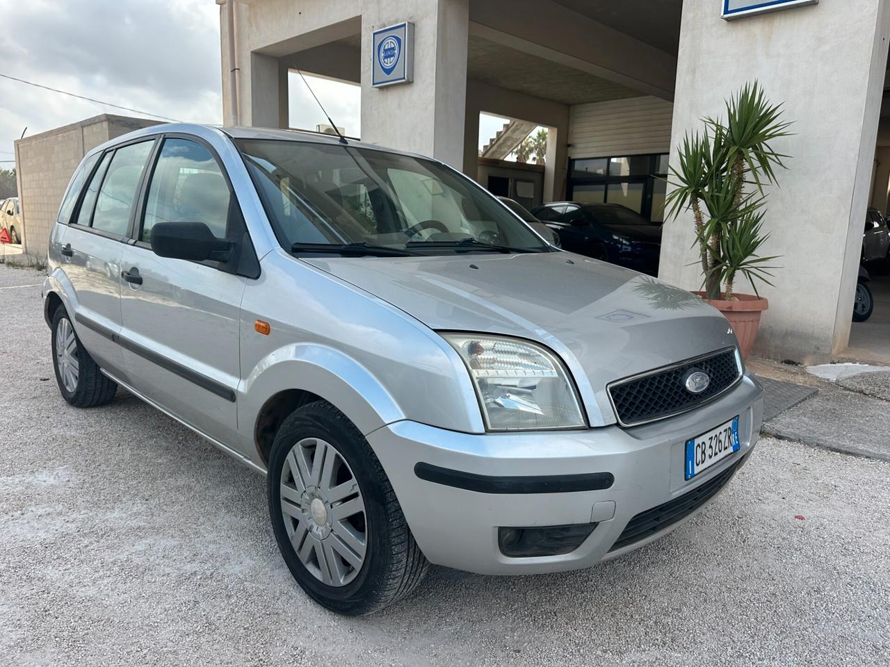Ford Fusion 1.4 TDCi 5p. Elegance