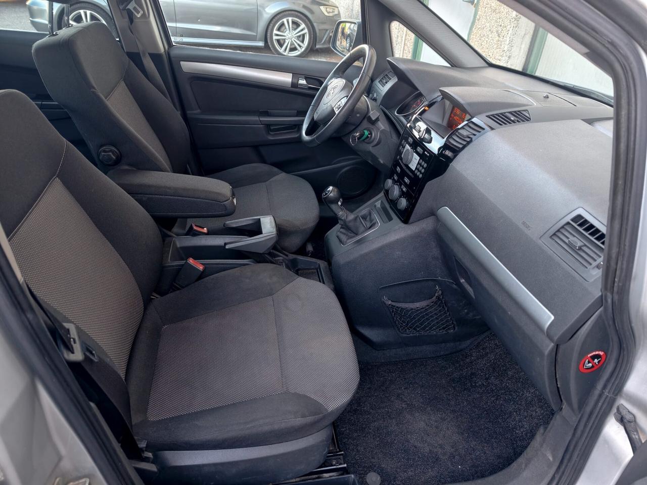 OPEL ZAFIRA 1.6 BENZINA EURO 5 GANCIO TRAINO 7 POSTI 2012