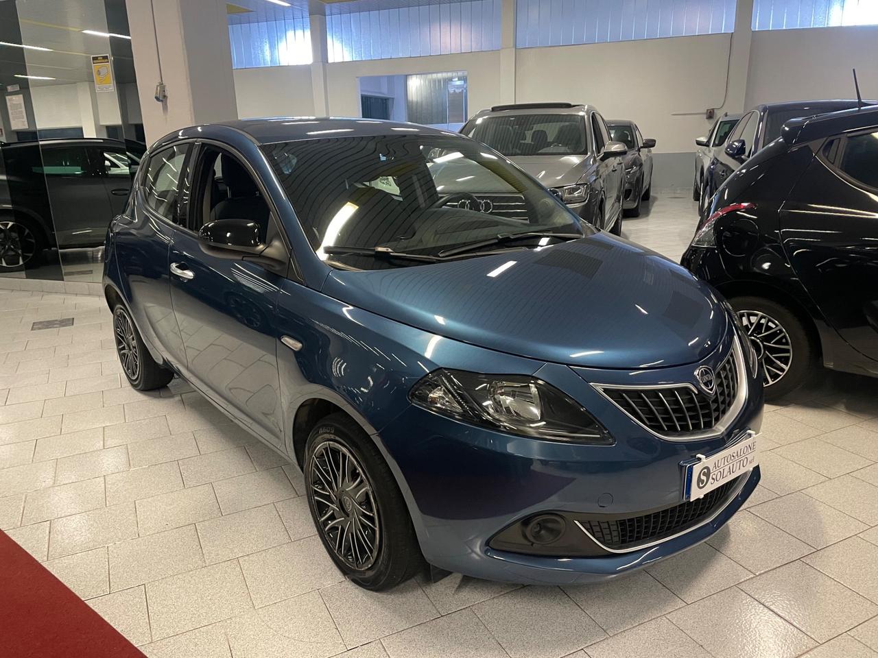 Lancia Ypsilon 1.0 FireFly 5 porte S&S Hybrid Silver Plus