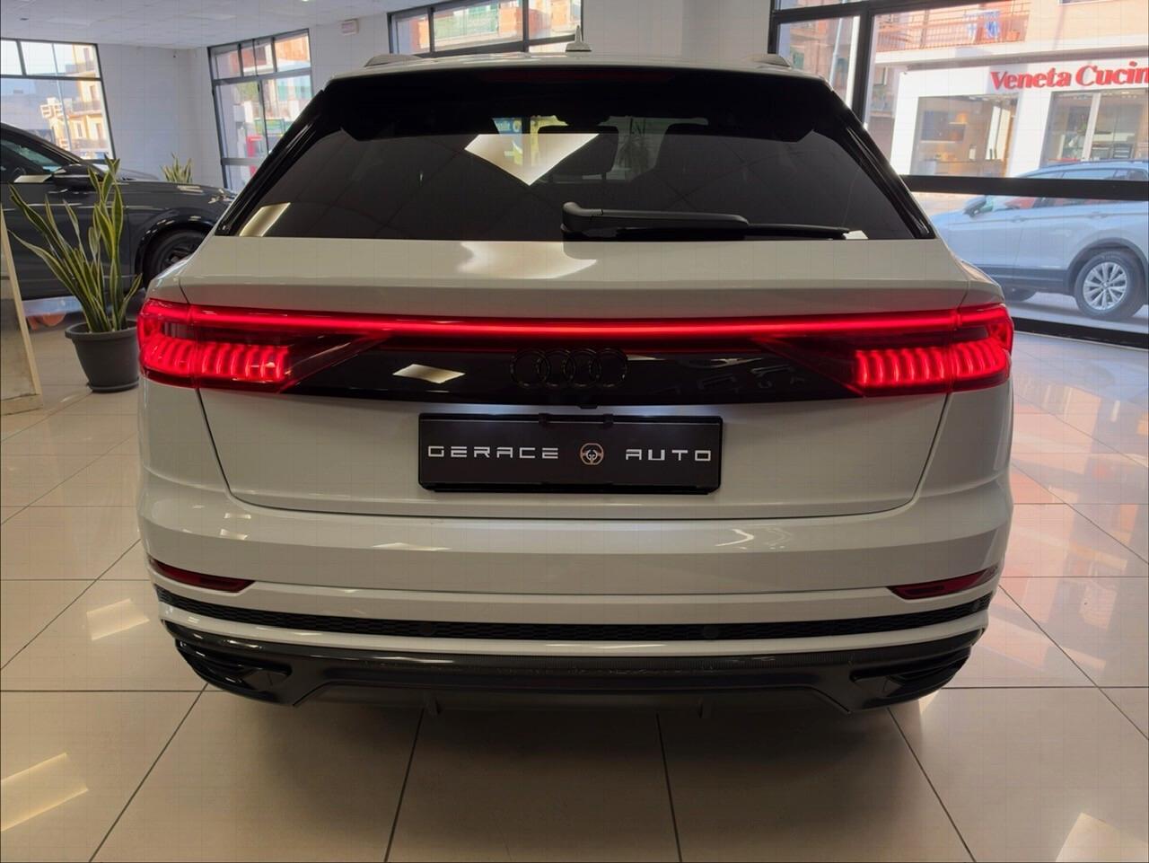 Audi Q8 SUV 50 TDI 286 CV quattro tiptronic S line edition