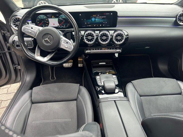 MERCEDES-BENZ CLA 200 d Automatic Premium PANORAMA