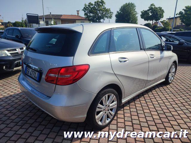 MERCEDES-BENZ B 180 CDI Executive