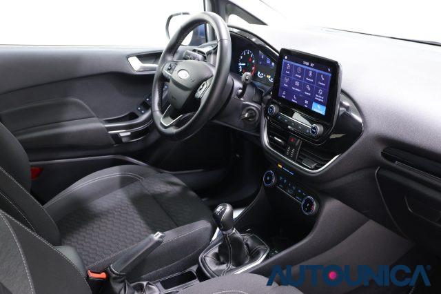 FORD Fiesta 1.1 75 CV 5 PORTE TITANIUM NEOPATENTATI FARI LED