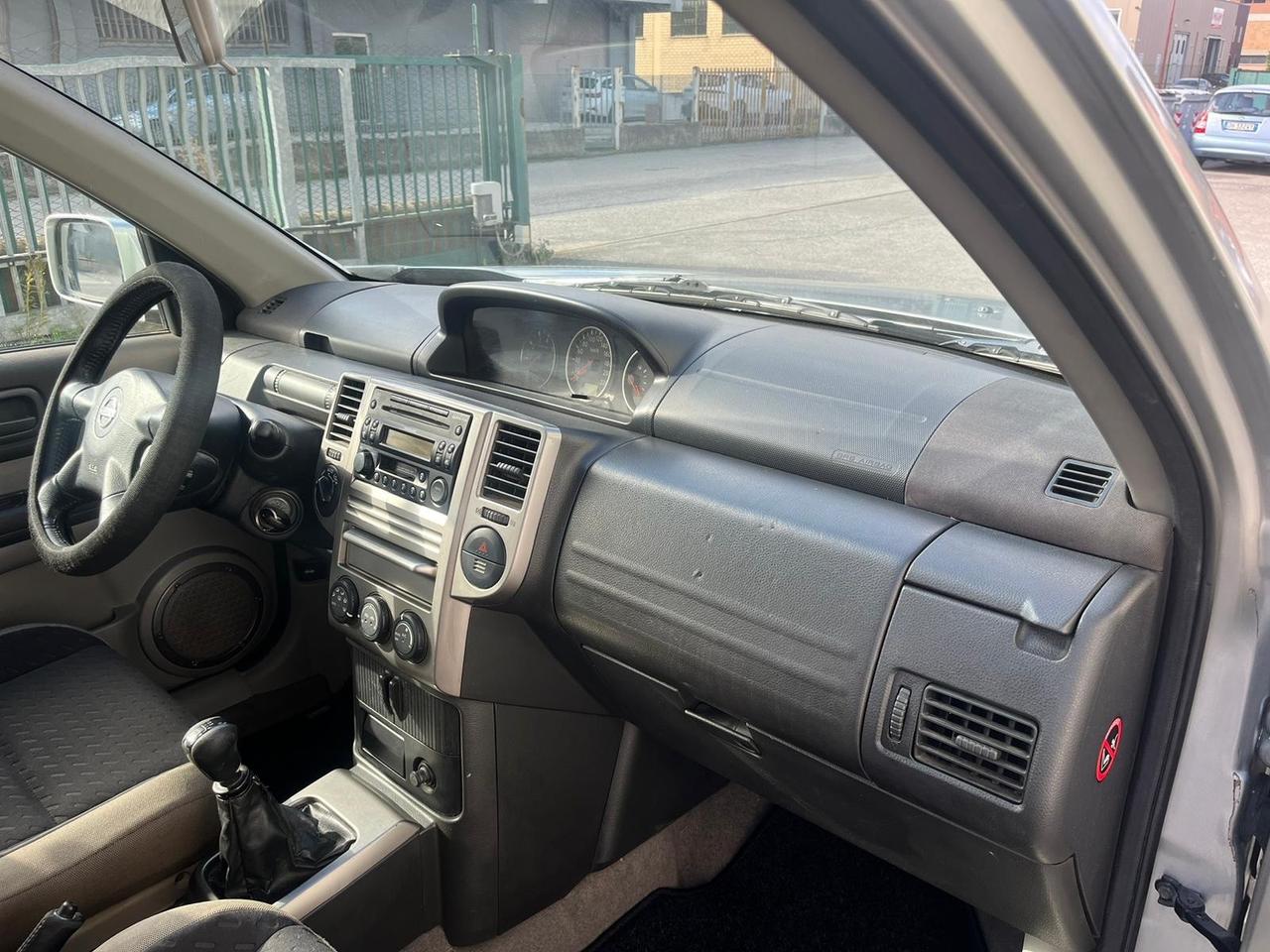 Nissan X-Trail 2.2 dCi Elegance