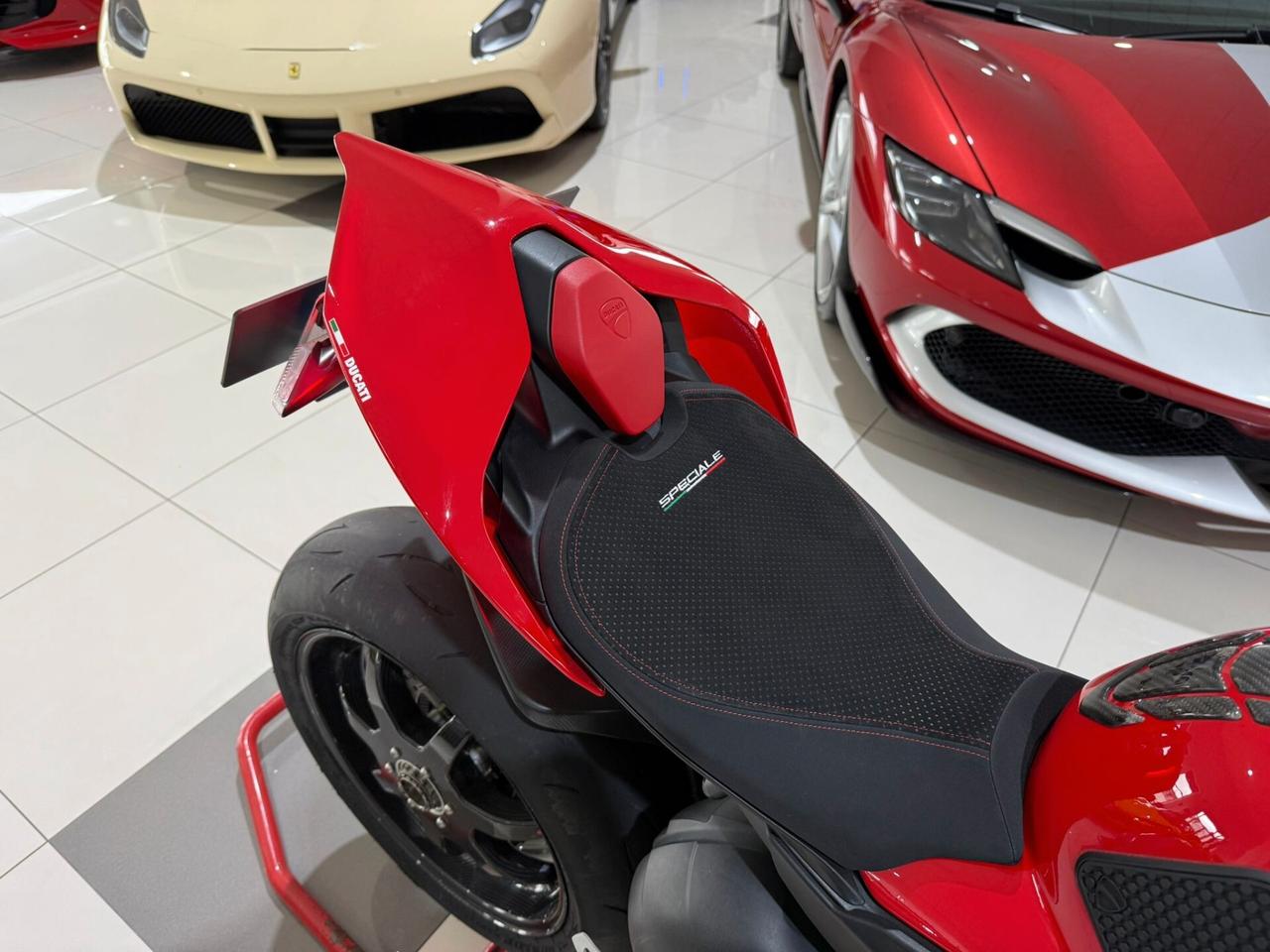 Ducati Panigale V4 S