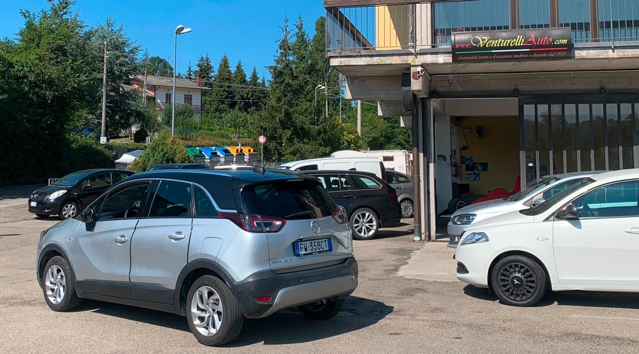 Opel crosland innovation full optional-benzina 1200 cc-solo 63000 km-unico proprietario-tagliandato completamente-suv spazioso e economico