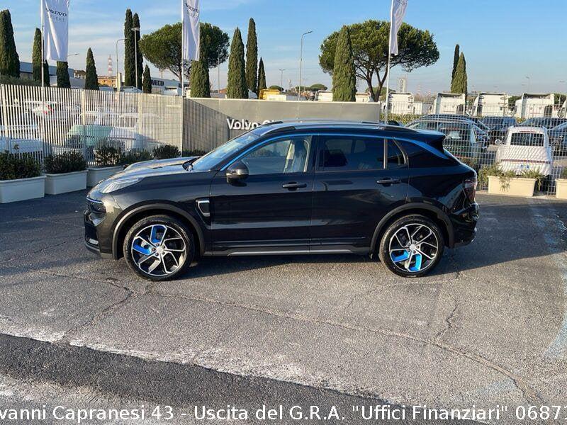 Lynk & Co 01 01 PHEV