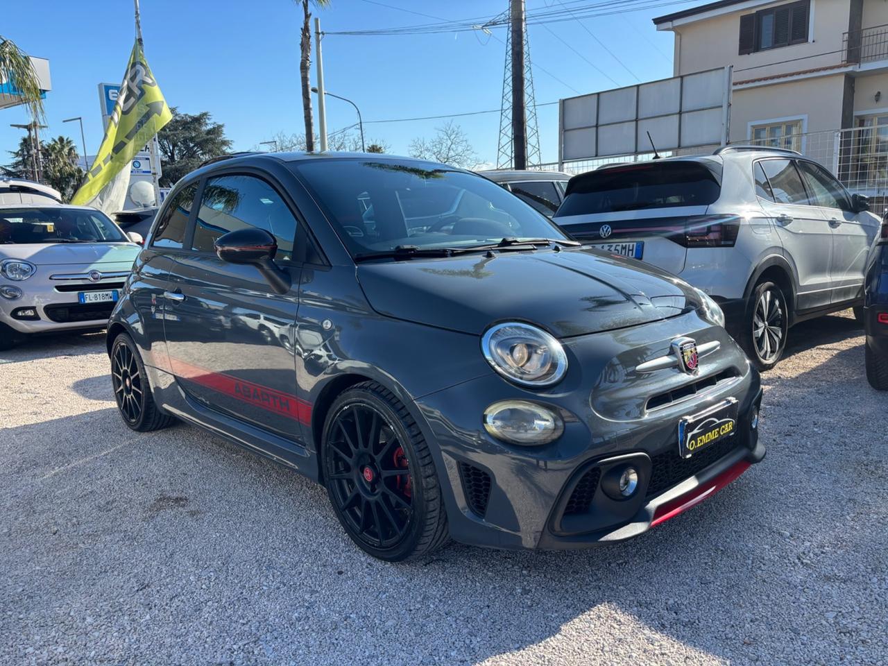 ABARTH 695 165CV YAMAHA LIMITED 112/695 AKRAPOVIC
